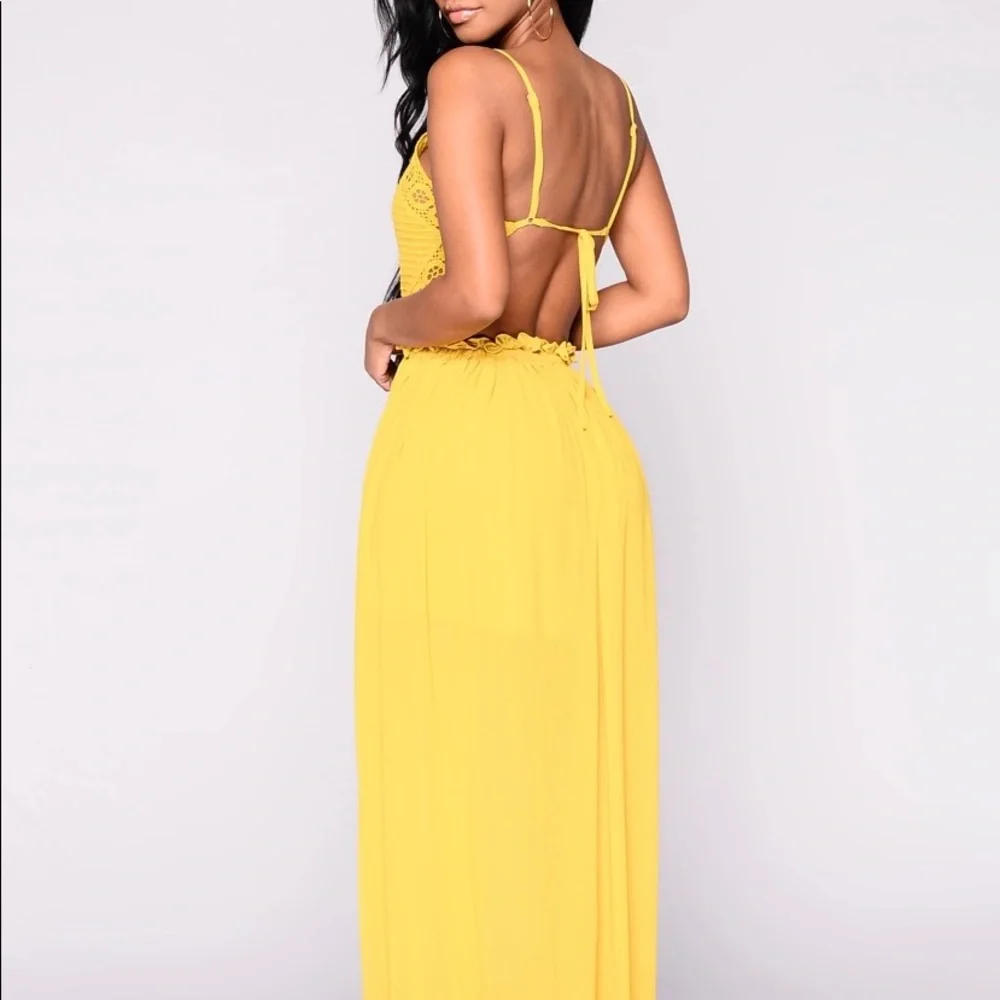 π2X HP!π Clara Backless Crochet Maxi Dress - Picture 4 of 5
